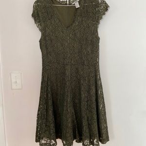 Green lace dress